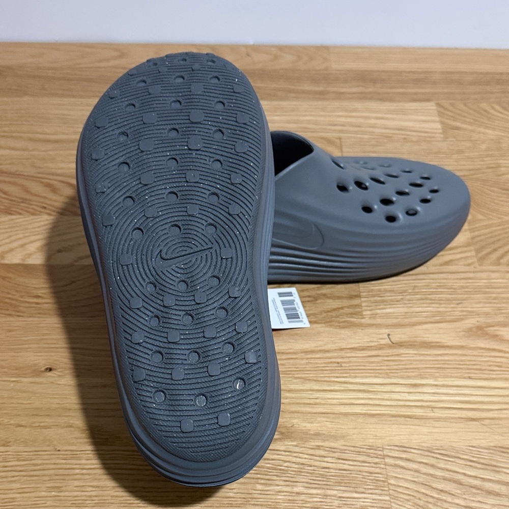 Brand new Nike Rejuven8 size 10 men’s - Picture 5 of 5